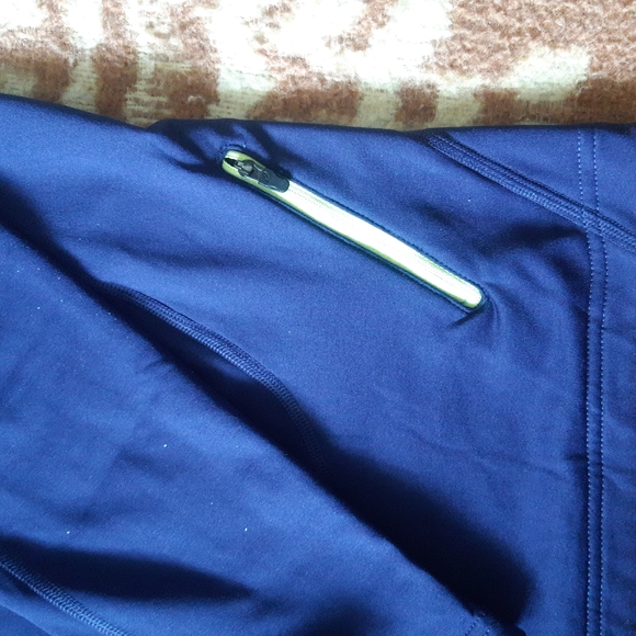 Asics MotionTherm 1/4 zip - Picture 12 of 16